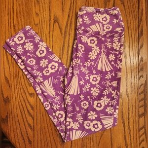 Lularoe OneSize Limited Edition Disney Leggings Princess Aurora